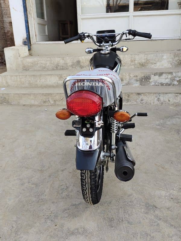 Honda 125 2023 model 12