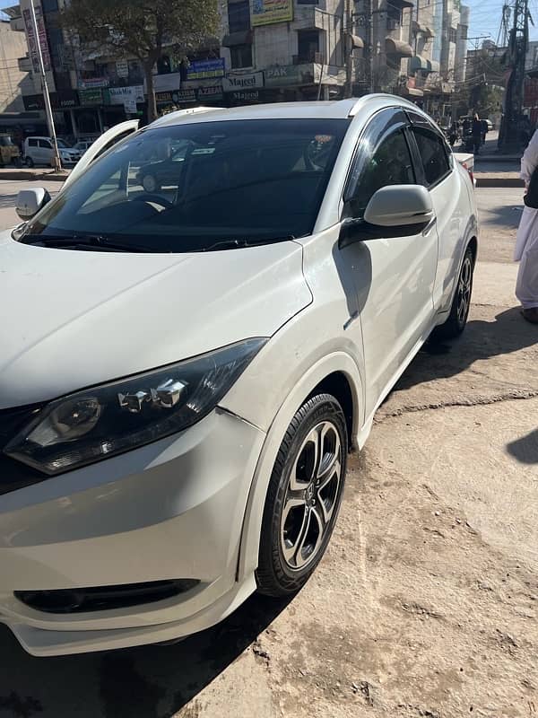 Honda Vezel 2015 0