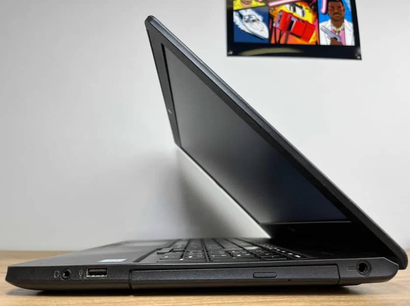 Fujitsu Lifebook A557 | Intel i5 7th Generation 2