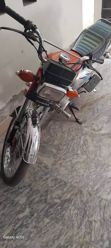 honda 125 model 2019 . . 9/10 5