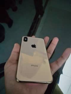 IPHONE XS in premier golden color (non PTA)