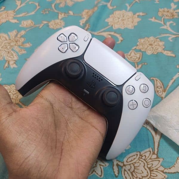 Dual Sense PS5 Controller 3