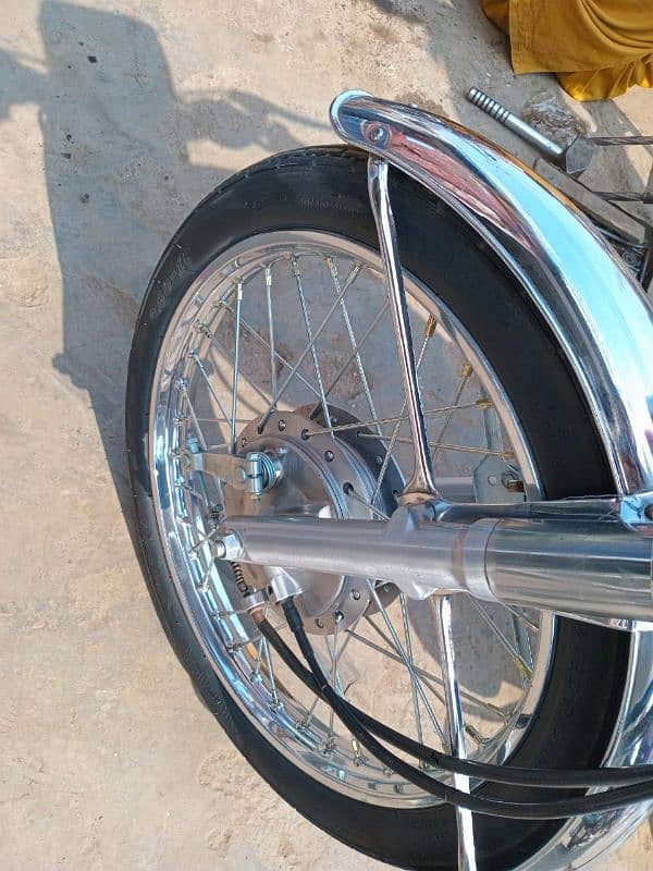 Honda  CG 125  2015 Model for sale 5