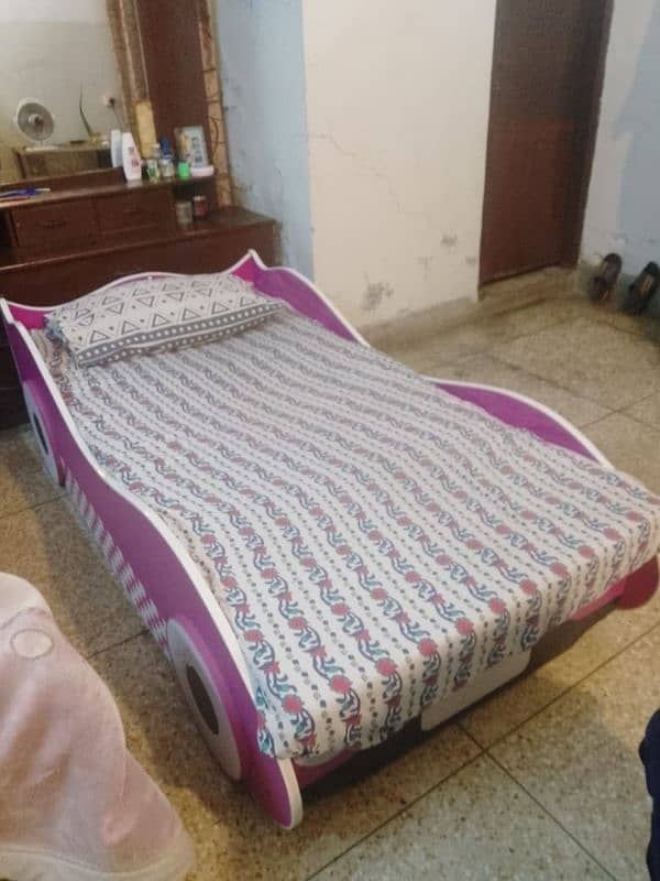 Pink Racecar bed+mattress(Urgent) 0