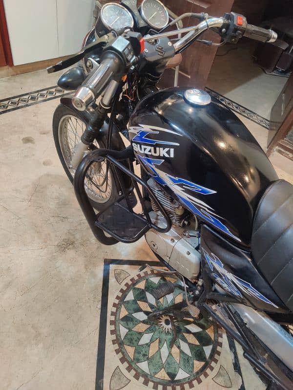 Suzuki gs150 0