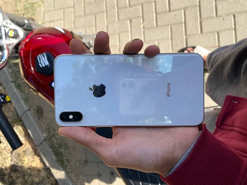 iphone xs max 1