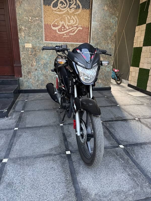 Cb 150F Brand New Condition 0