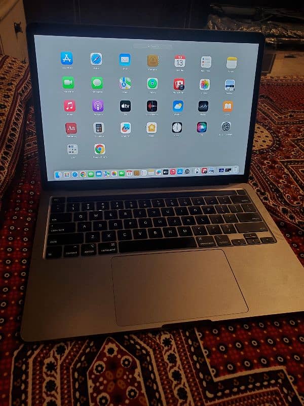 MacBook Pro Intel i5 2020 1