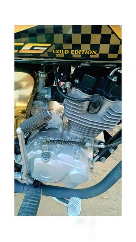 Honda 125 Self start gold eddition For sale Price 285000 14