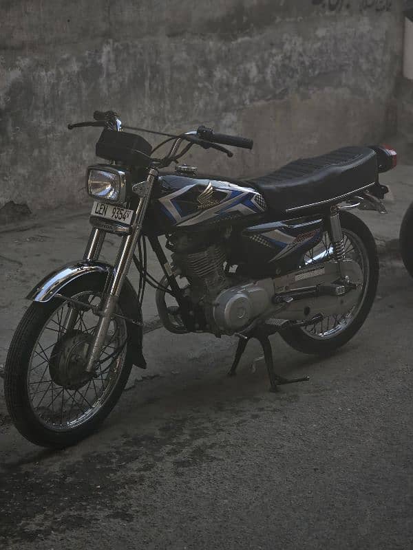 HONDA CG 125 2017A GENEUIEN JUST LOOK FRESH 2