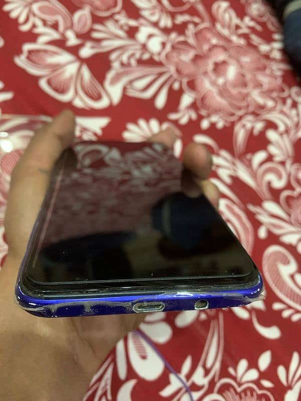 tecno spark 6 all ok 10/9 condition koi fult nh hy 4