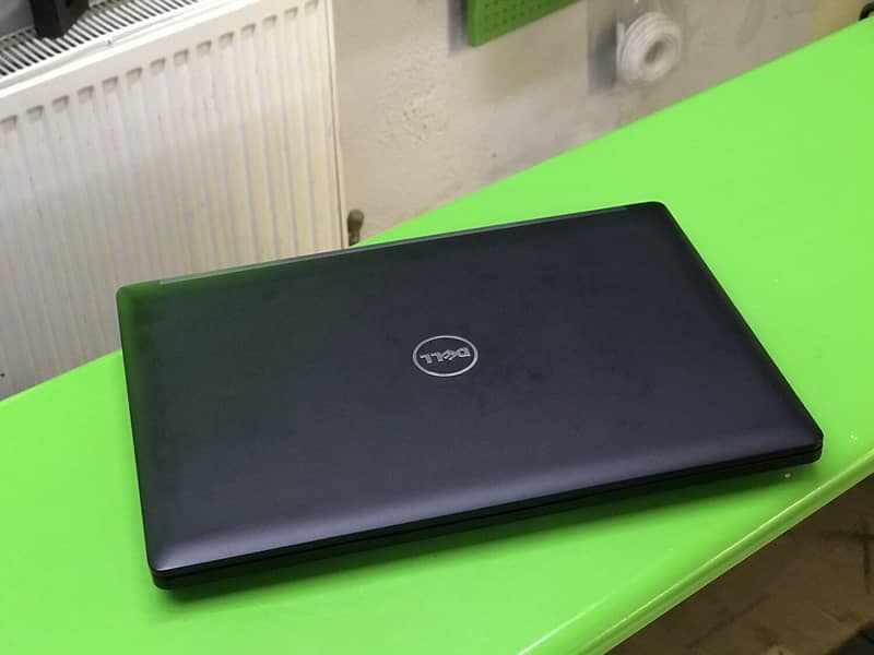 Dell Latitude 5280 | Intel i5 7th Gen Touch Screen 4