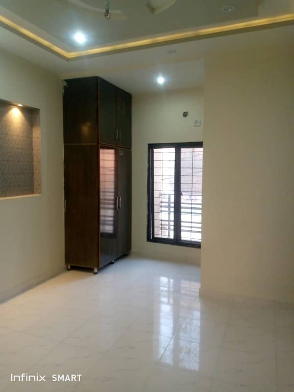 upper portion for rent 6