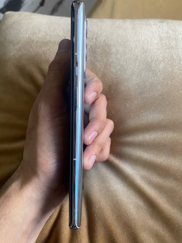 One Plus 9 Pro (12/256GB) Gaming Beast Non-Pta 1