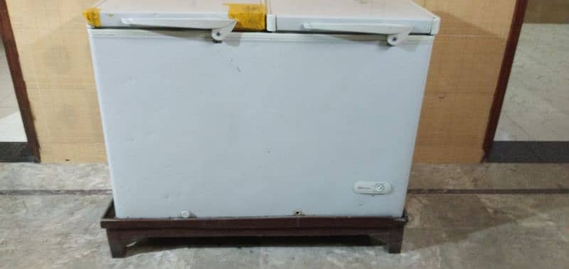 dawlance freezer double door orignal compreeser 0