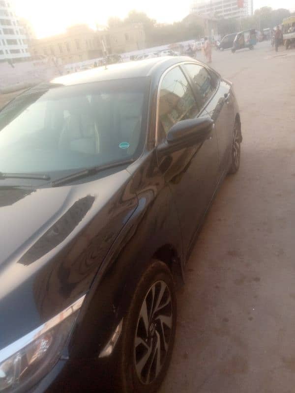 Honda Civic Oriel 2018 7