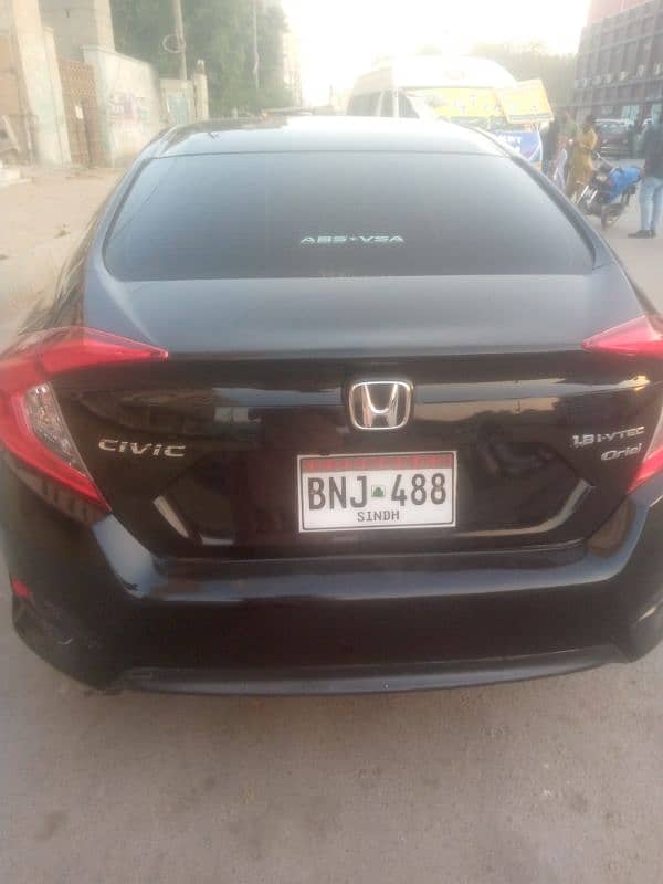 Honda Civic Oriel 2018 8