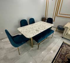 6 Seater dinning table