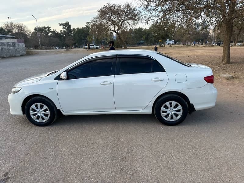 Toyota Corolla XLI 2013 3