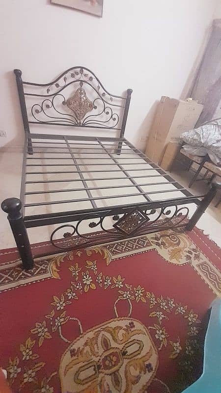 Iron bed set 1