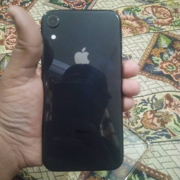 iPhone XR pta approved dual sim 0