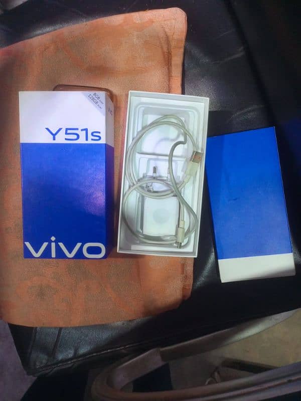 vivo y51s 128gb8gb with box only urgent sale panel change ha 1