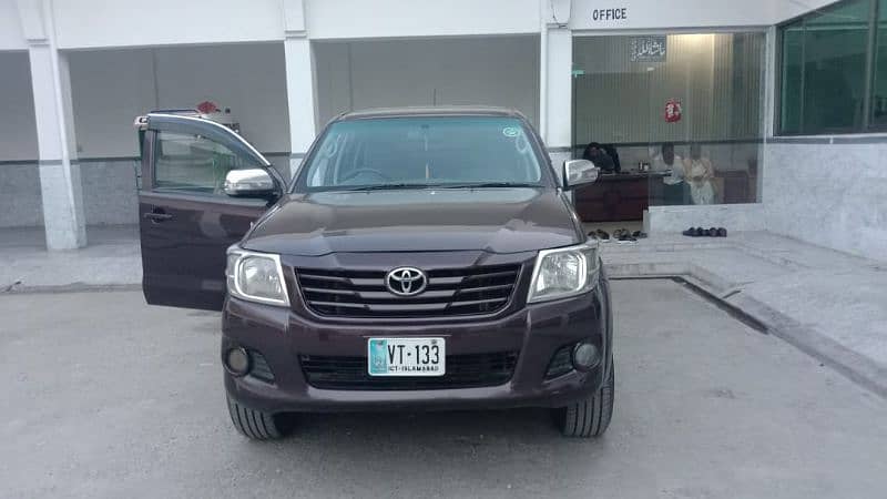 Toyota Hilux 2012 15