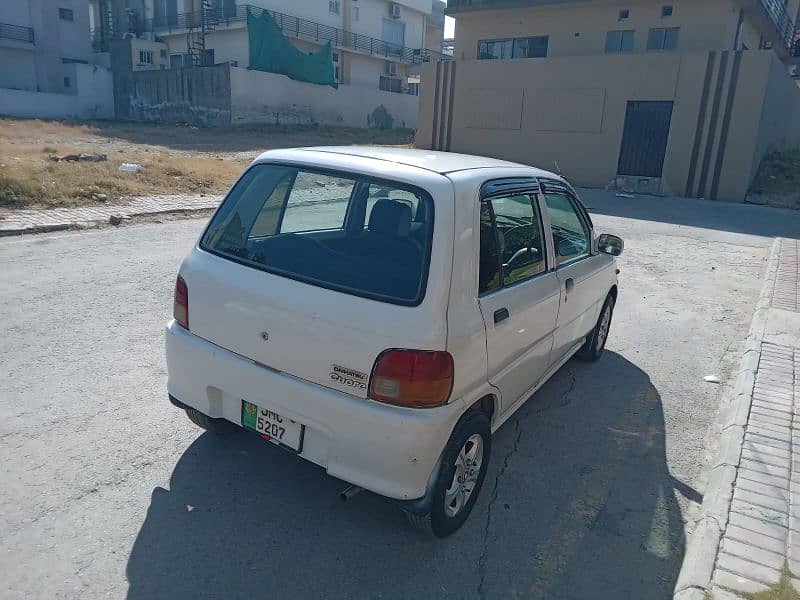 Daihatsu Cuore 2000 0