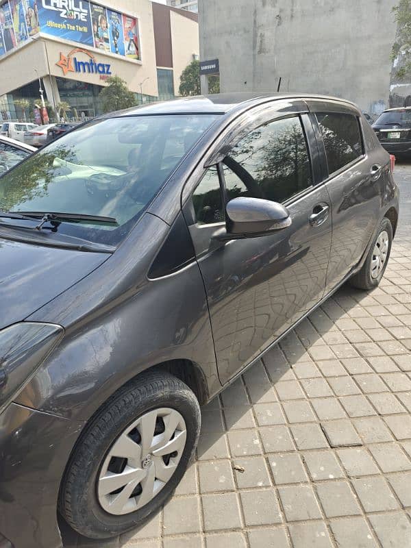 Toyota Vitz 2014 2