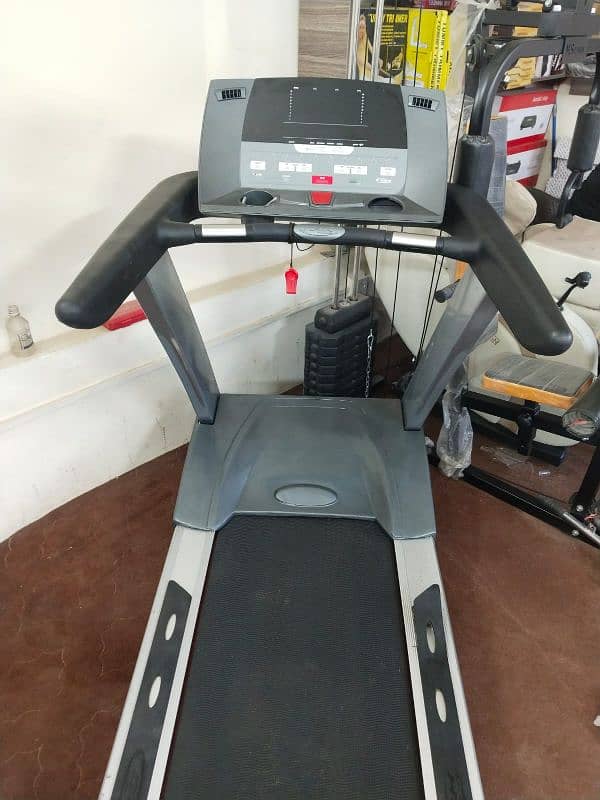 commercial treadmill 4