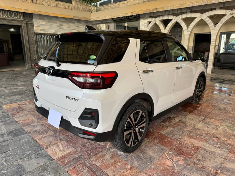 Daihatsu Rocky 2019 fresh 2024 import 4