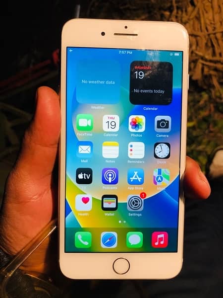 i phone 8plus 64 gb LLA modal 2