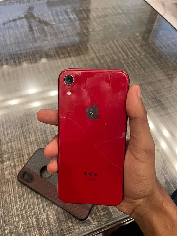 i phone xr 64 gb 10/7 0