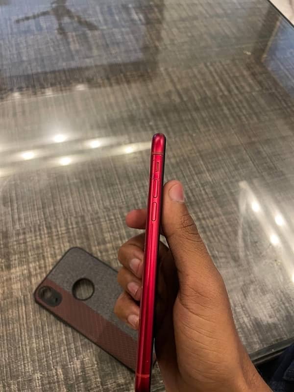 i phone xr 64 gb 10/7 5