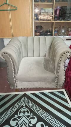 5 sets sofa set like new and frish condition