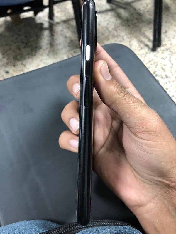 Google pixel 4a (5g) 3