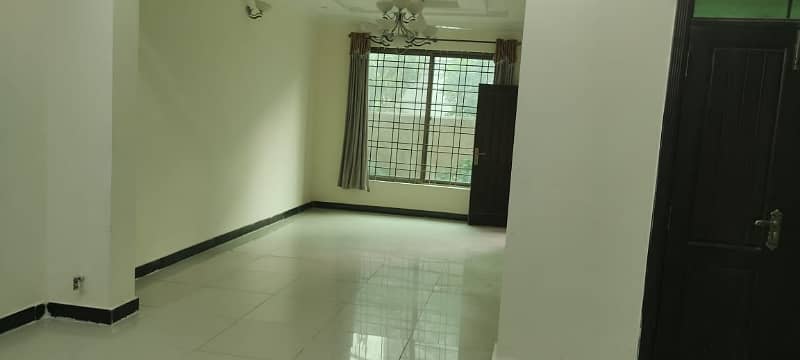 7 Marla Ground Portion For Rent 0