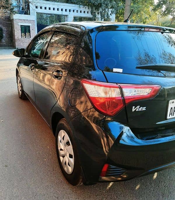 Toyota Vitz 2019 3