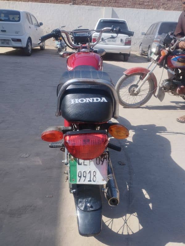 honda 70 Lahor nomber 2009 model. 03157520723 8