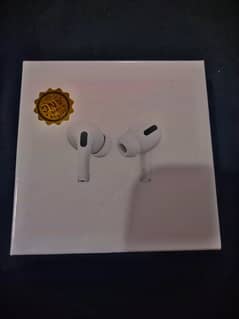 condition 10\10 copy airbuds