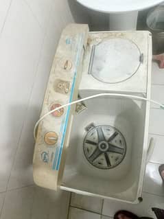 Super General washing w dryer