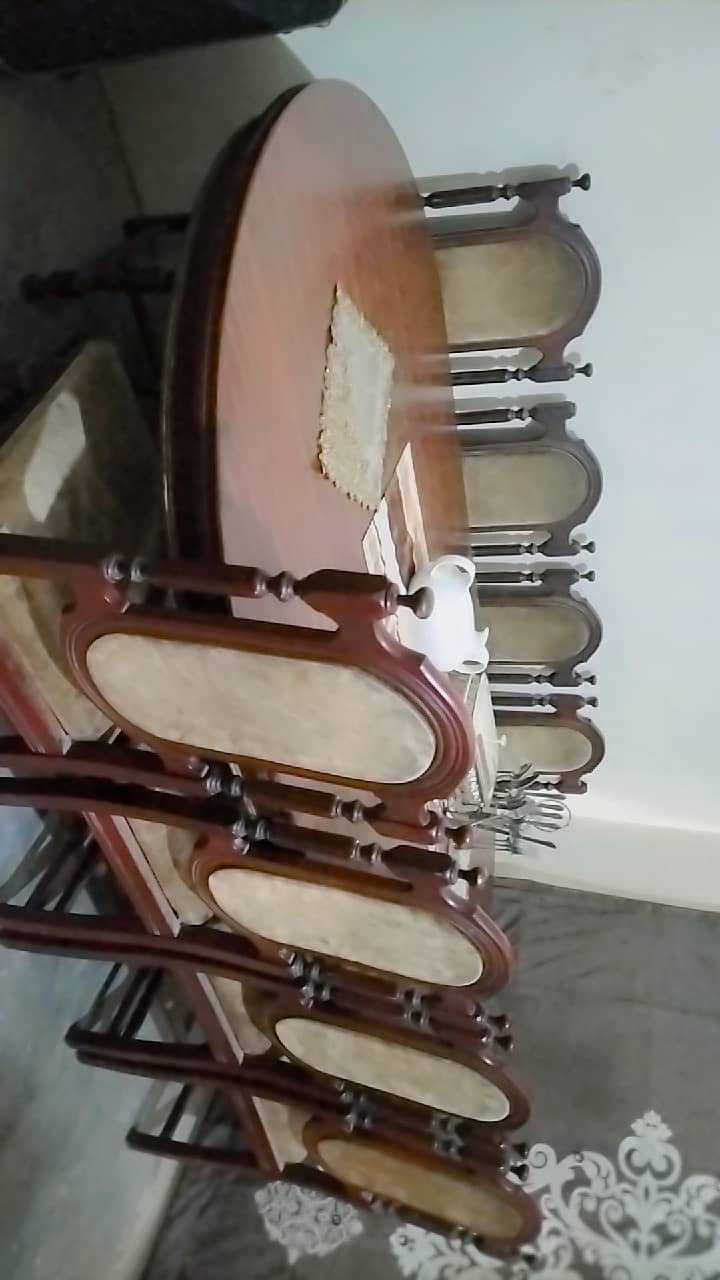 8 chairs dinning table 0