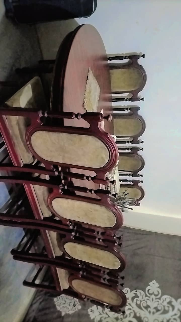 8 chairs dinning table 1