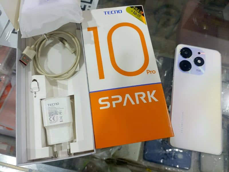 Spark  10 pro 8/256 In warranty 1