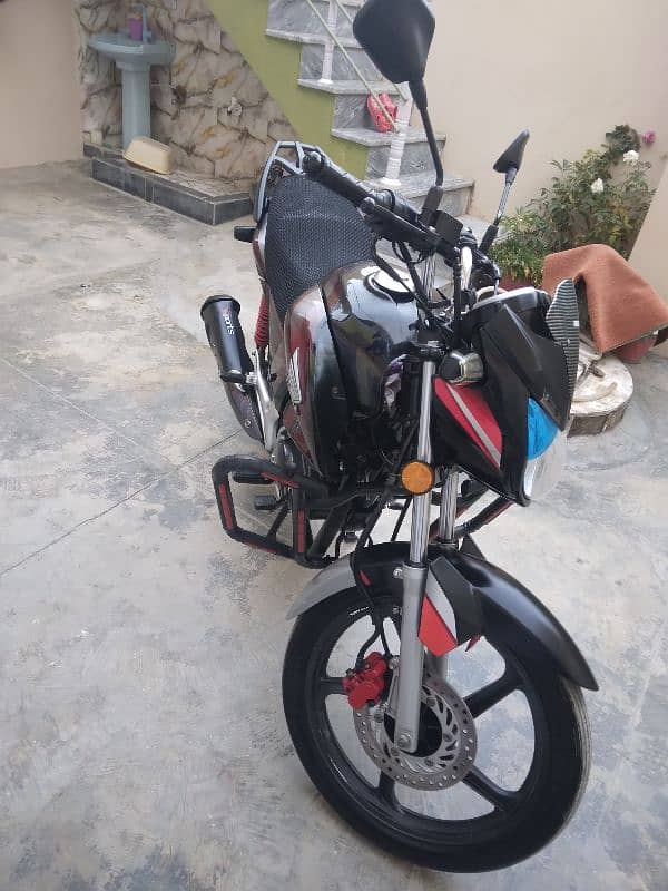 Honda CB150F 2018 Perfect Condition 2