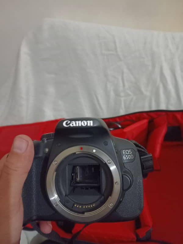 Canon EOS 650D DSLR Camera Kit With Lenses 14