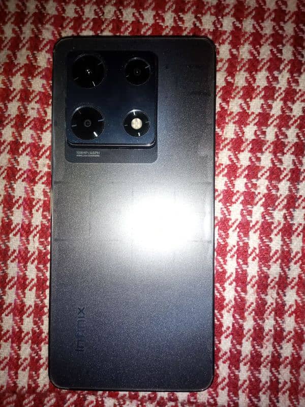 Infinix not 30 pro lush condition 10/10 4