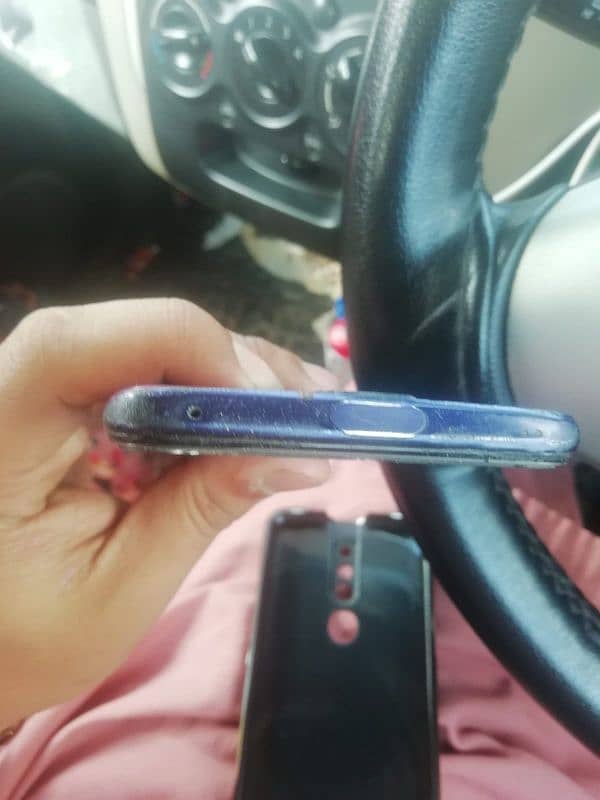 oppo f11 pro urgent sale 3