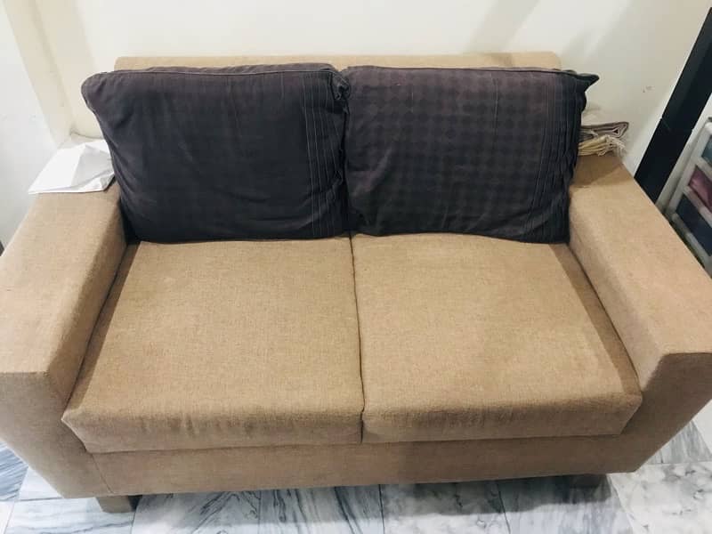 sofa set in very good condition 0