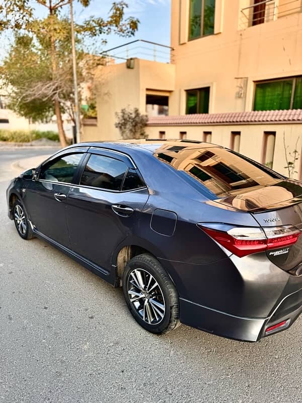 Toyota Corolla Altis 1.6 2017/2018 3